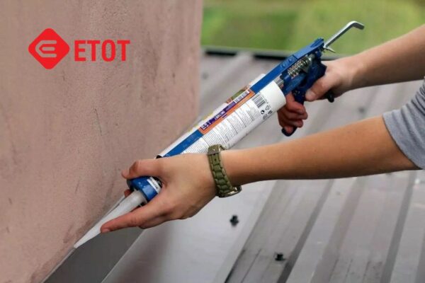 Cách chống thấm mái tôn giáp tường